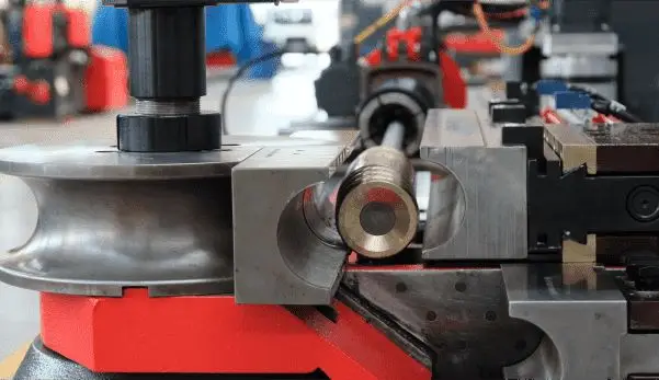 Mandrel and bending die that support the tube from the inside